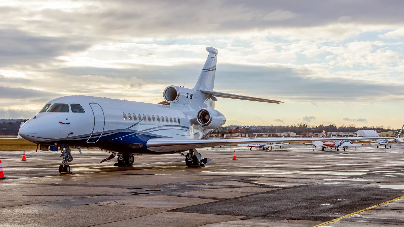 Falcon 10X faz o voo inaugural e a Dassault entra na disputa pela maior cabine do mercado executivo
