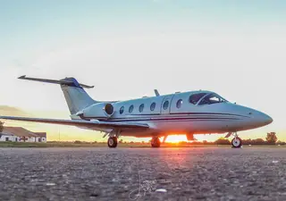 Beechjet 400A - 1991 — miniatura 5