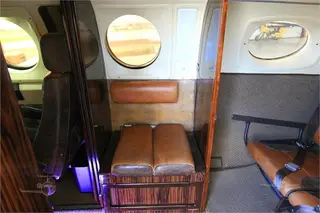 Beechcraft B200 1982 — miniatura 7